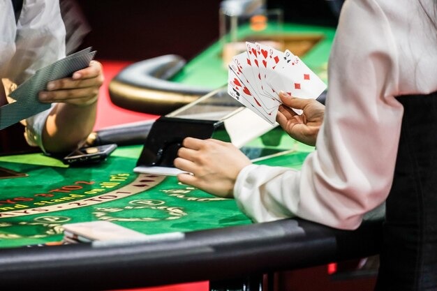ipo66 How Live Blackjack Table Works